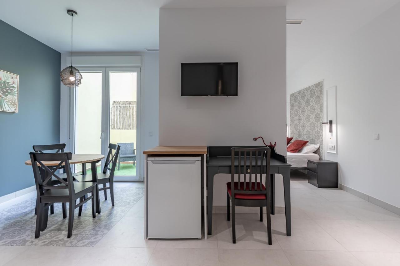 Appart hôtel Chic & Comfortable Apartment, Private Terrace