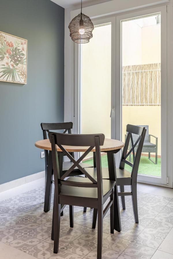 Appart hôtel Chic & Comfortable Apartment, Private Terrace
