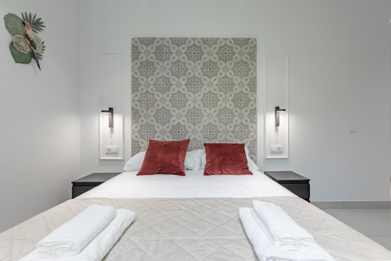 Chic & Comfortable Apartment, Private Terrace * Valence